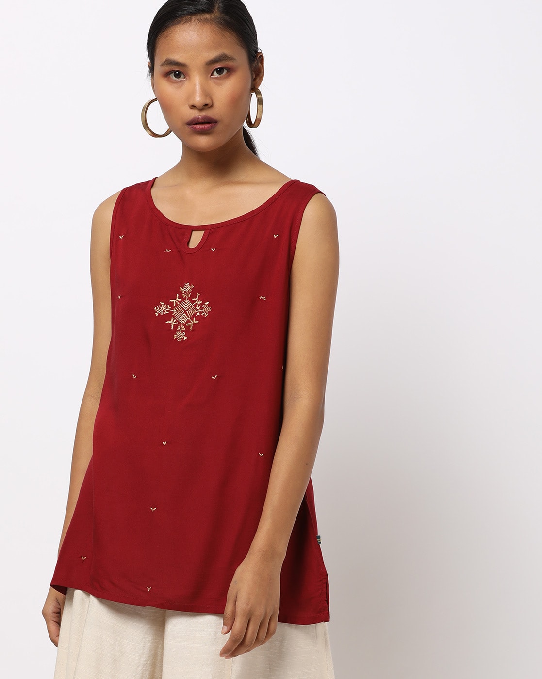 Wine red Embroidered Round-Neck Kurti with Motifs